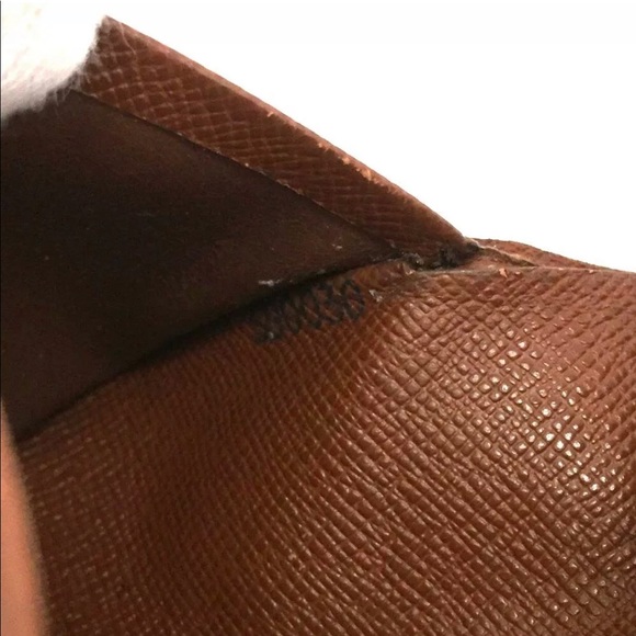 Louis Vuitton Bifold Wallet - Picture 11 of 11